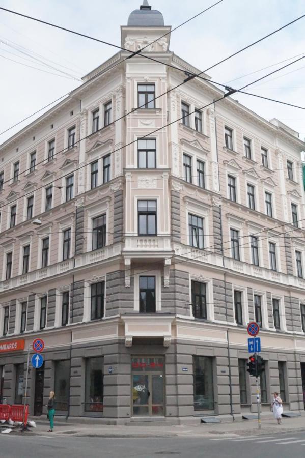DABA Mini Hotel Riga Esterno foto
